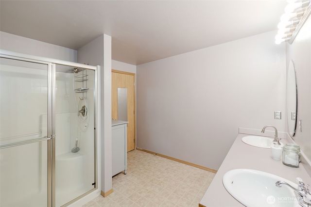 10720 Wicks Lake Road SW, Port Orchard, WA 98367
