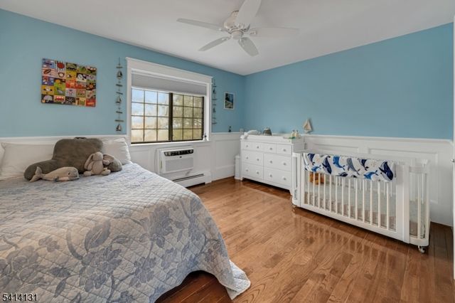 2 Foxwood Dr E, Morris Plains Boro, NJ 07950