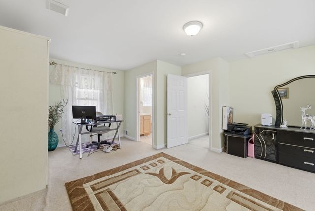 124 Locust St 124, Haverhill, MA 01830