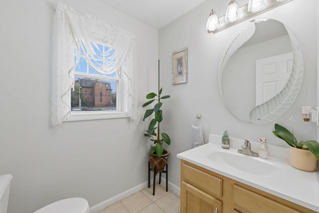 124 Locust St 124, Haverhill, MA 01830