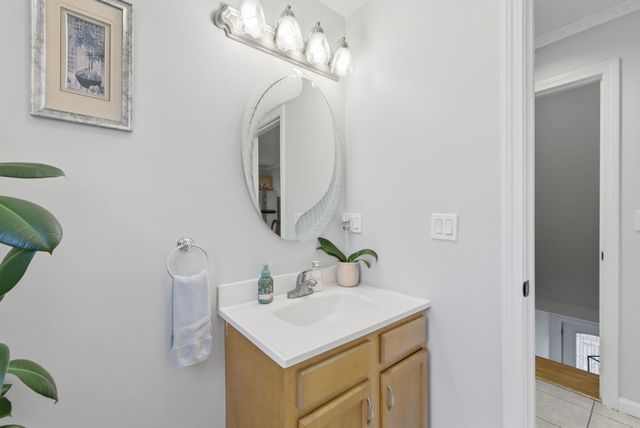 124 Locust St 124, Haverhill, MA 01830
