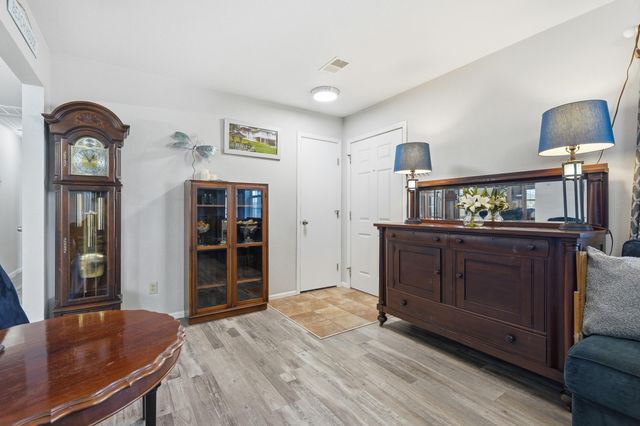 226 Hunt Club Circle, Galena, MO 65656