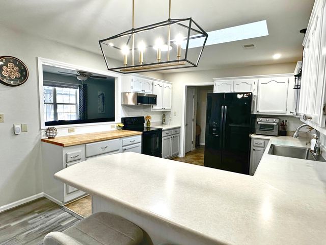 226 Hunt Club Circle, Galena, MO 65656