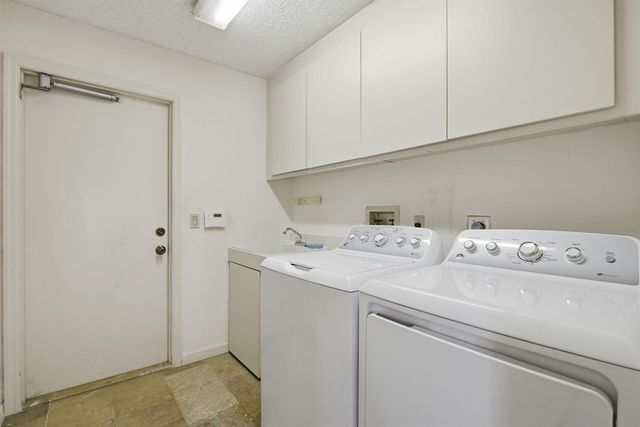 10330 Silver Lake Drive, Boca Raton, FL 33428