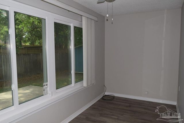 5537 Shadow Grove Blvd, Pensacola, FL 32526