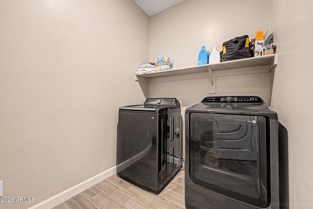 2371 S 239TH Drive, Buckeye, AZ 85326