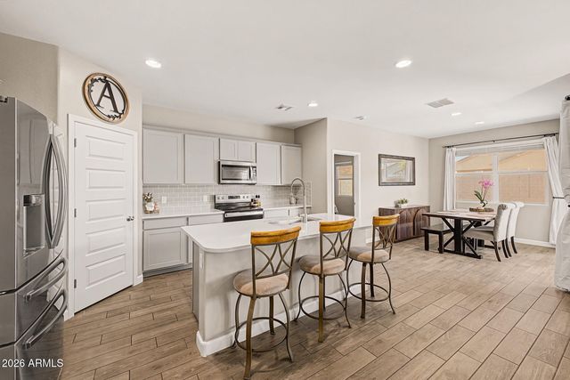 2371 S 239TH Drive, Buckeye, AZ 85326