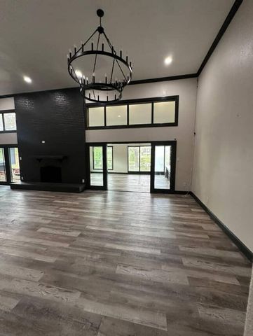 2222 N Fountain Valley Drive, Missouri City, TX 77459