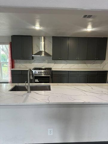 2222 N Fountain Valley Drive, Missouri City, TX 77459