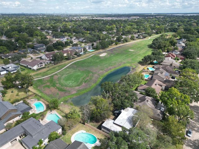 2222 N Fountain Valley Drive, Missouri City, TX 77459