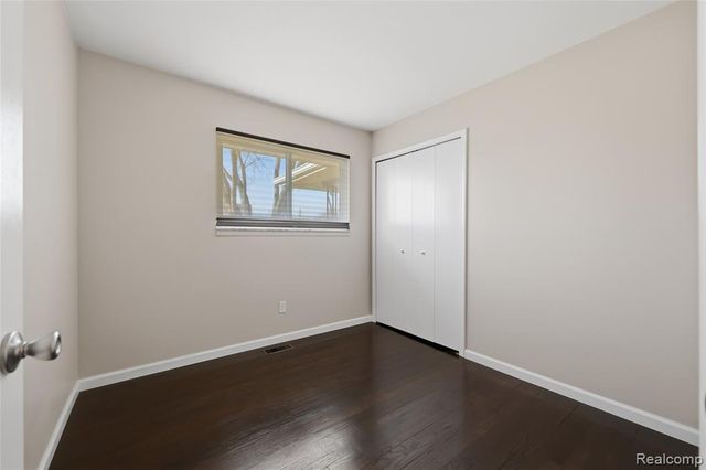 34236 Rockford Road, Sterling Heights, MI 48312