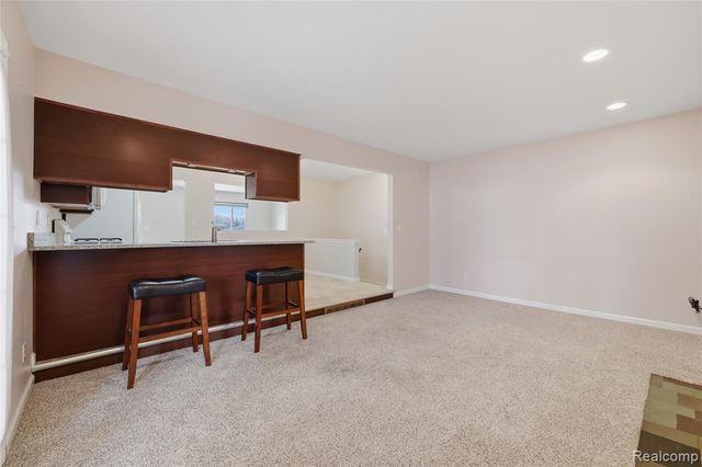 34236 Rockford Road, Sterling Heights, MI 48312