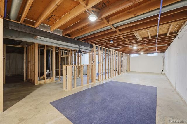 34236 Rockford Road, Sterling Heights, MI 48312