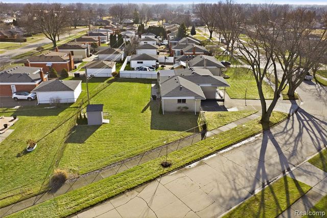 34236 Rockford Road, Sterling Heights, MI 48312