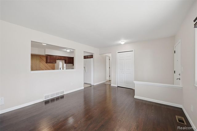 34236 Rockford Road, Sterling Heights, MI 48312