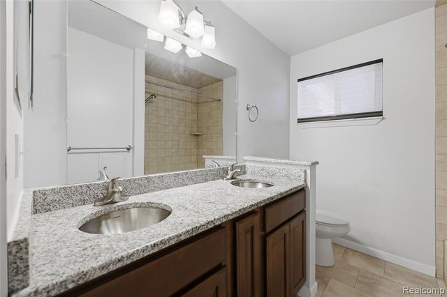 34236 Rockford Road, Sterling Heights, MI 48312