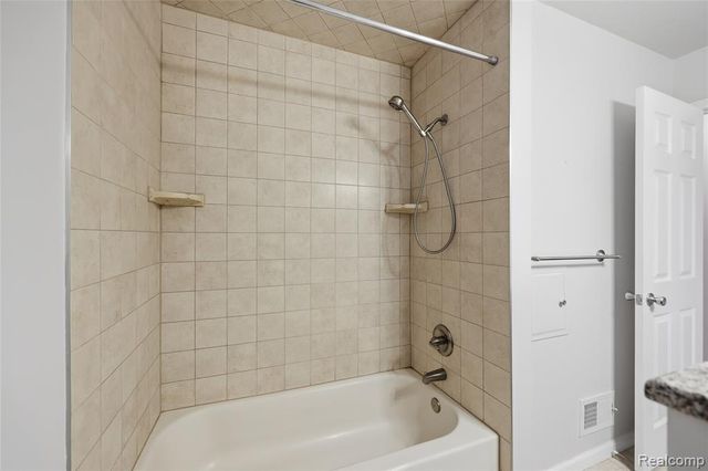 34236 Rockford Road, Sterling Heights, MI 48312