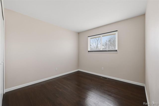 34236 Rockford Road, Sterling Heights, MI 48312