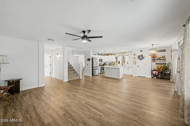 33370 N ROADRUNNER Lane, San Tan Valley, AZ 85144