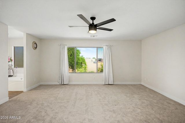 33370 N ROADRUNNER Lane, San Tan Valley, AZ 85144