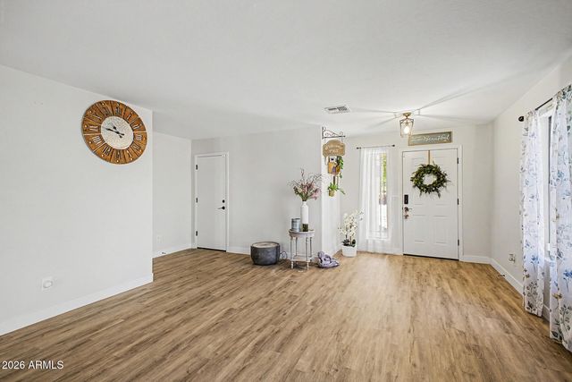 33370 N ROADRUNNER Lane, San Tan Valley, AZ 85144