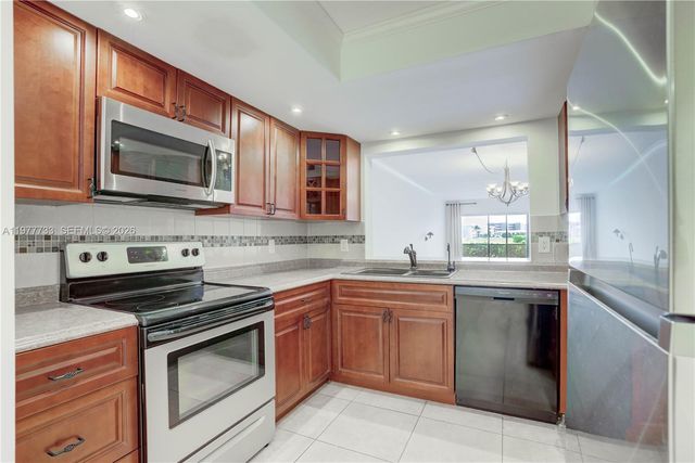 1036 Us Highway 1 116 116, North Palm Beach, FL 33408