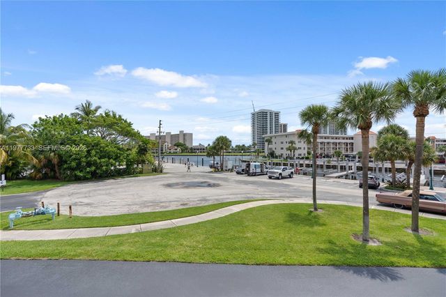 1036 Us Highway 1 116 116, North Palm Beach, FL 33408