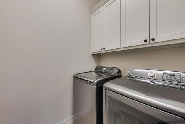 225 E Spring Valley Road, Richardson, TX 75081