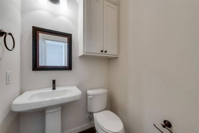 225 E Spring Valley Road, Richardson, TX 75081