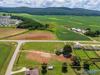 4435 Winchester Road, New Market, AL 35761