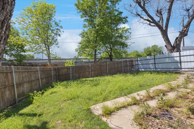 2612 Harwood Street, Fort Worth, TX 76103