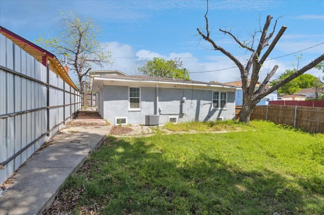 2612 Harwood Street, Fort Worth, TX 76103