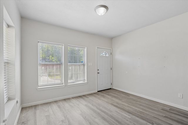 2612 Harwood Street, Fort Worth, TX 76103