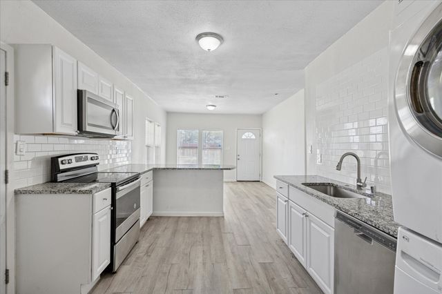 2612 Harwood Street, Fort Worth, TX 76103