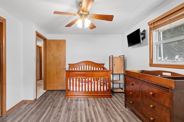 1248 APRIL LANE, Green Bay, WI 54304