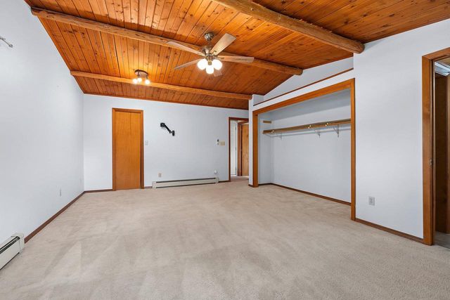 1248 APRIL LANE, Green Bay, WI 54304