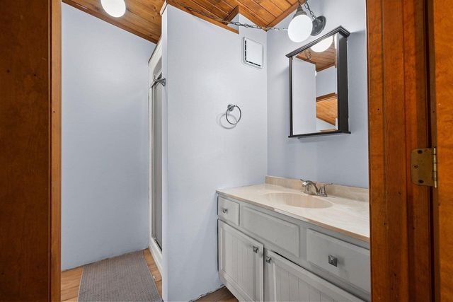 1248 APRIL LANE, Green Bay, WI 54304