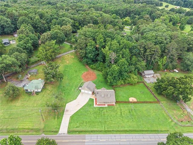 321 Acorn Road SE, Rome, GA 30161