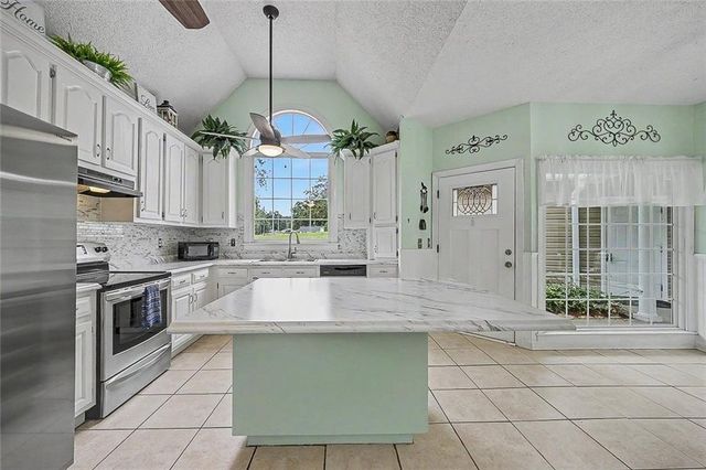 321 Acorn Road SE, Rome, GA 30161