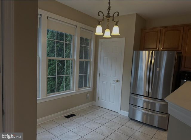 51 MALSBURY ST, Robbinsville, NJ 08691