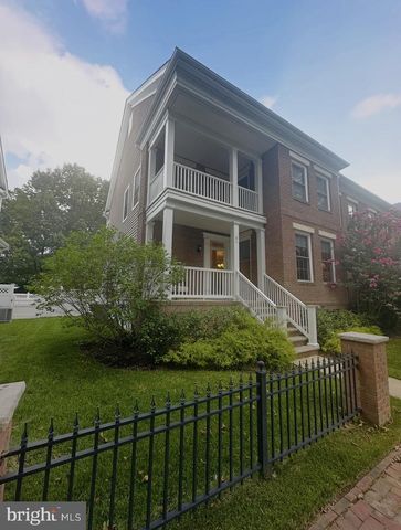 51 MALSBURY ST, Robbinsville, NJ 08691