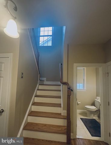 51 MALSBURY ST, Robbinsville, NJ 08691