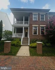 51 MALSBURY ST, Robbinsville, NJ 08691