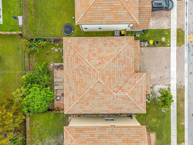 4190 NE 20th St, Homestead, FL 33033