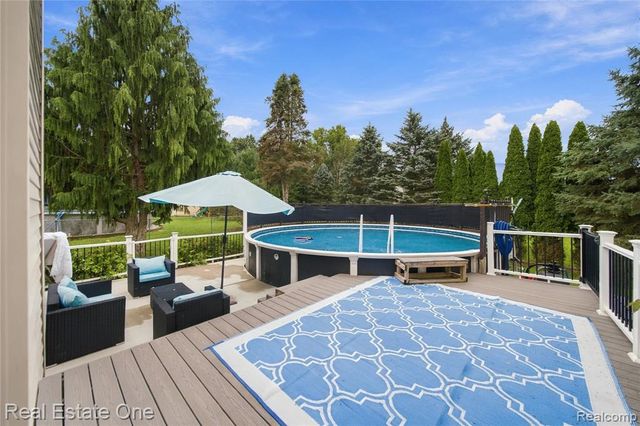 290 Hyatt Lane, Linden, MI 48451