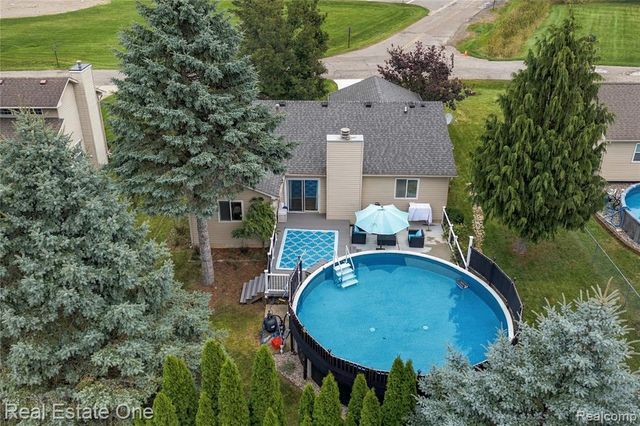 290 Hyatt Lane, Linden, MI 48451
