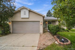 290 Hyatt Lane, Linden, MI 48451