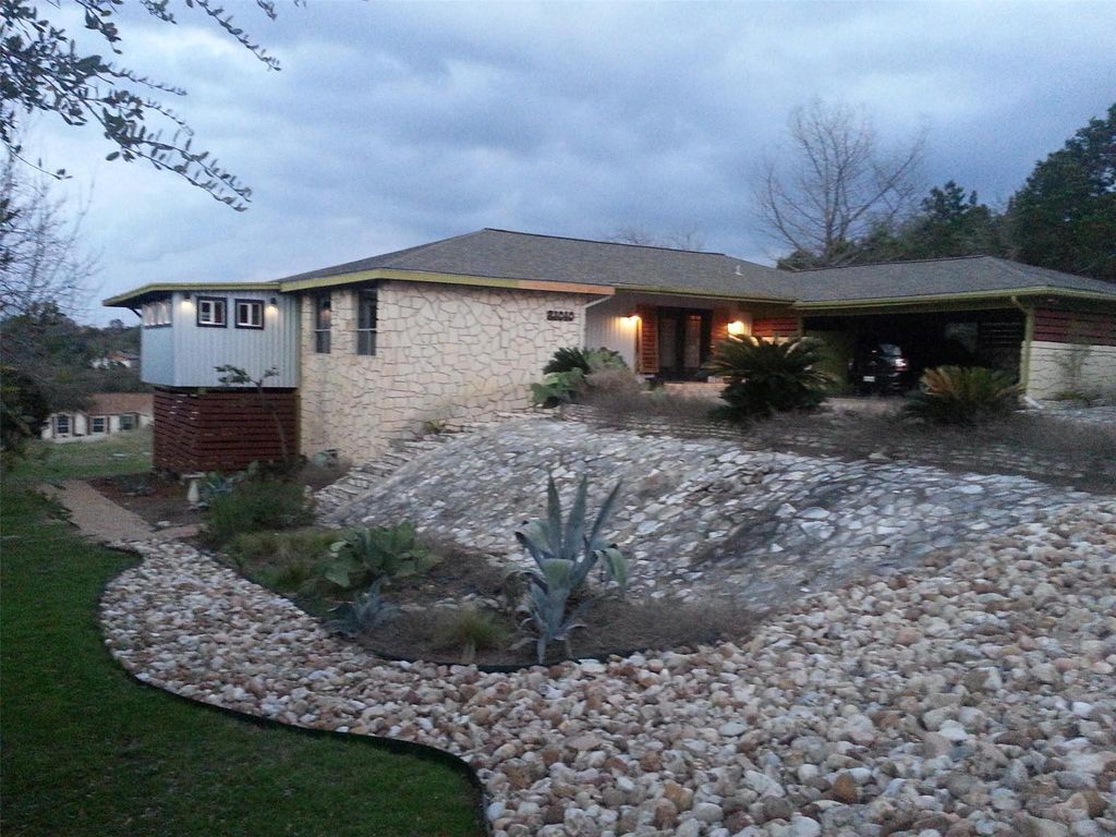 21010 Stillwood CT, Lago Vista, TX 78645