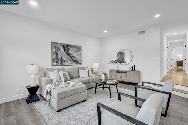 1548 1548 Dianda Dr, Concord, CA 94521