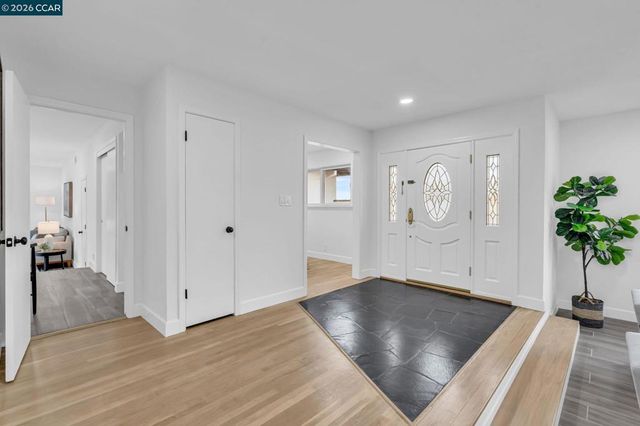 1548 1548 Dianda Dr, Concord, CA 94521